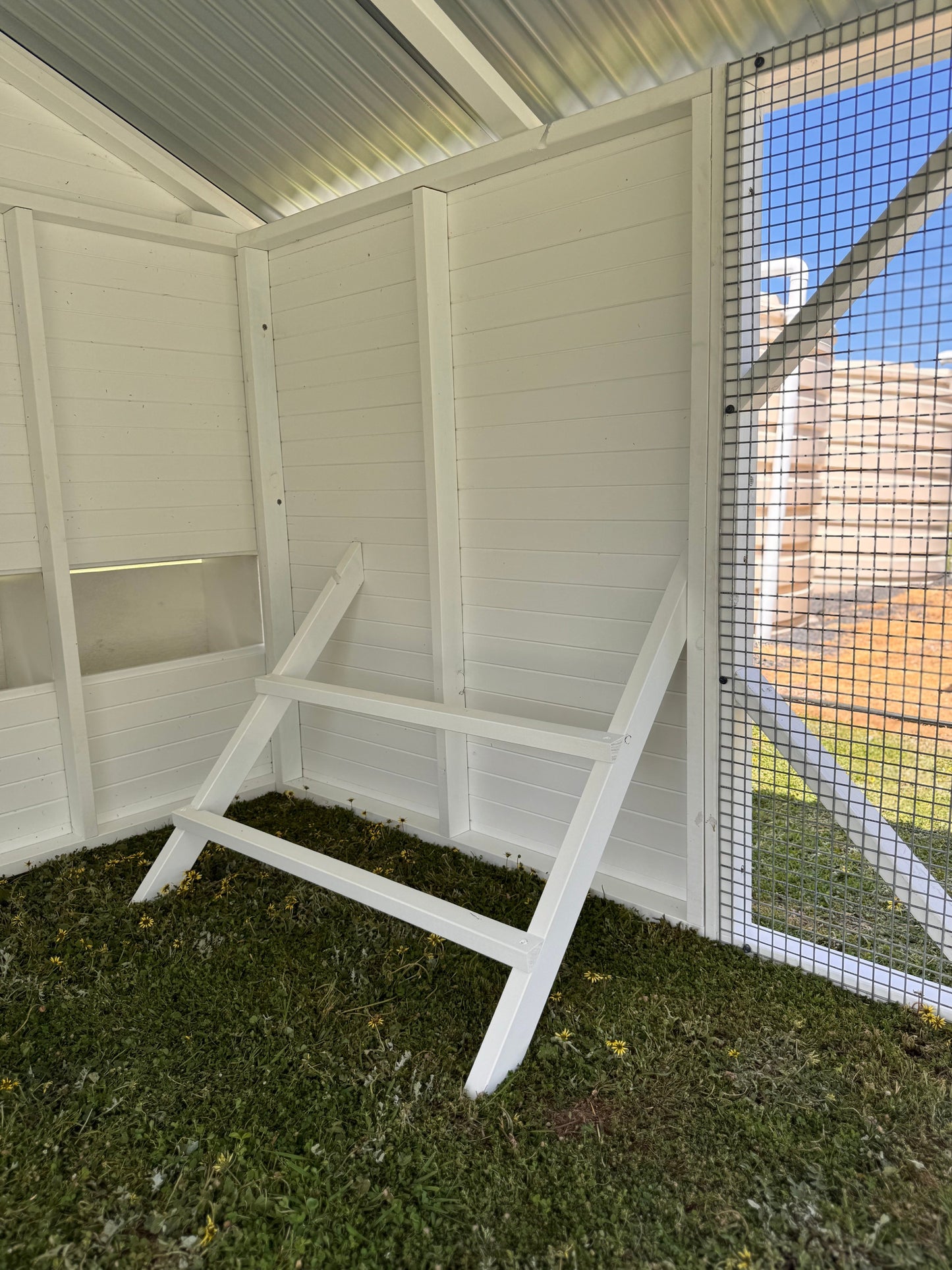 Hamptons Hen House