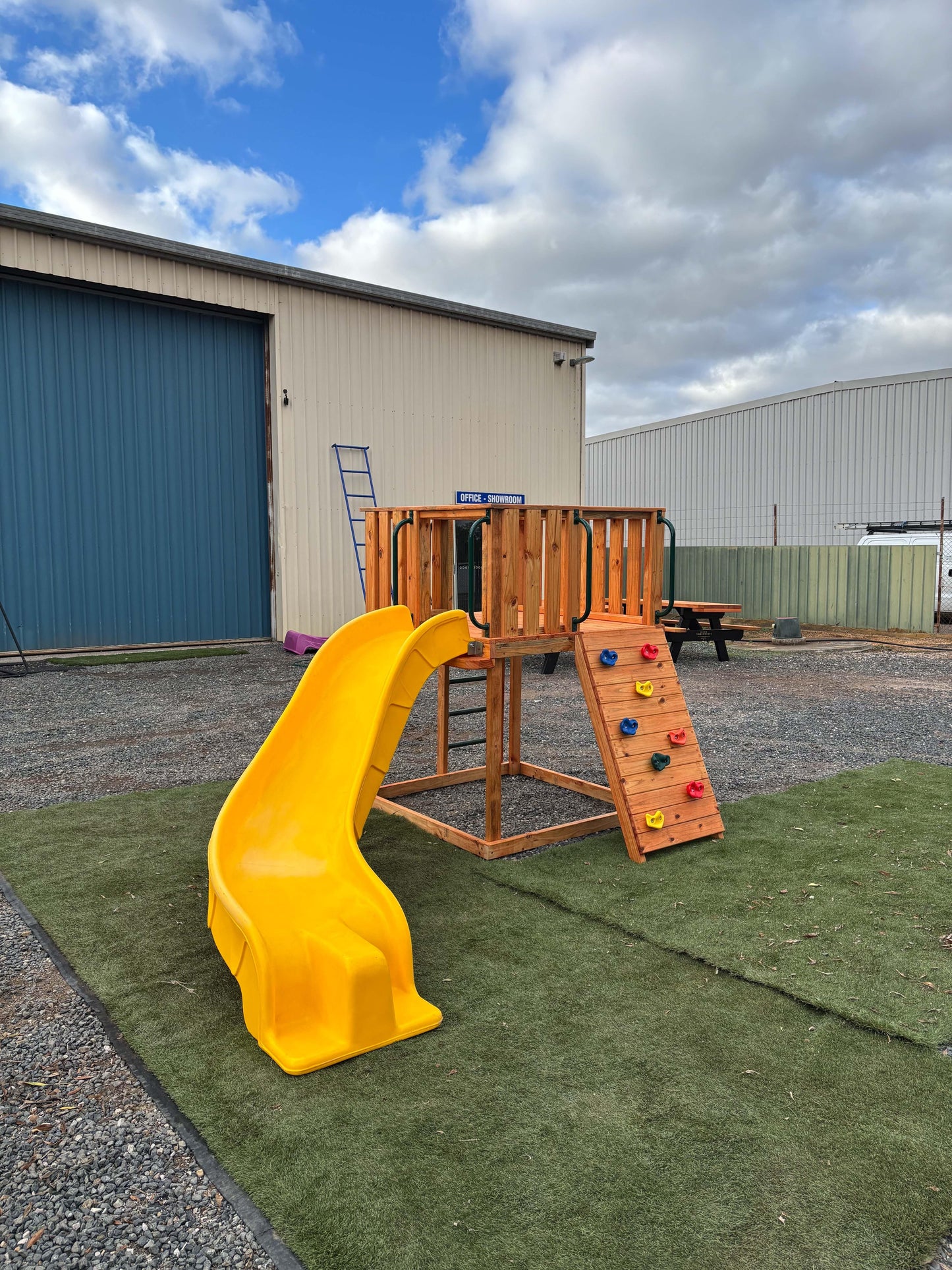 Climbing Fort - Second Quality Slides