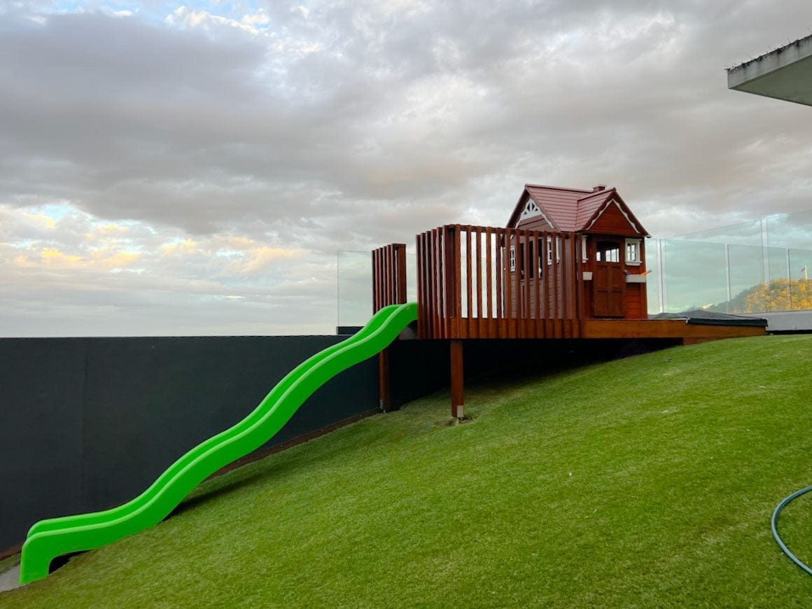 2.1m Platform Height Commercial Grade Fibreglass Slide