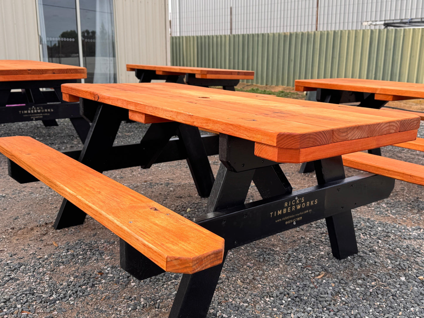 2 Tone Deluxe Picnic Table