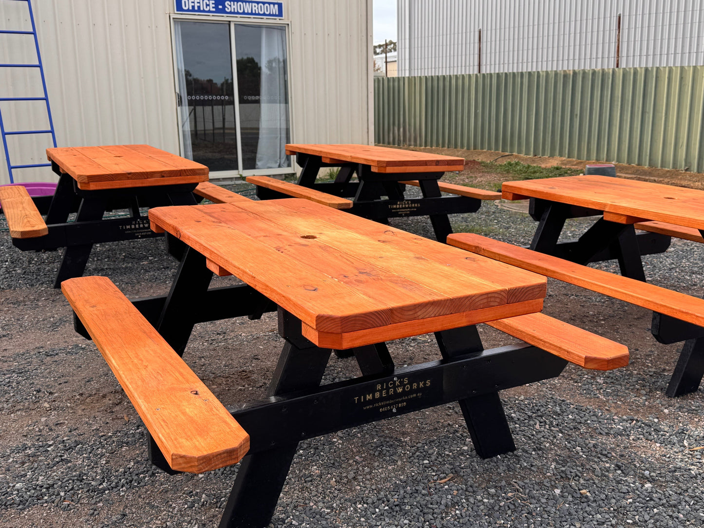 2 Tone Deluxe Picnic Table