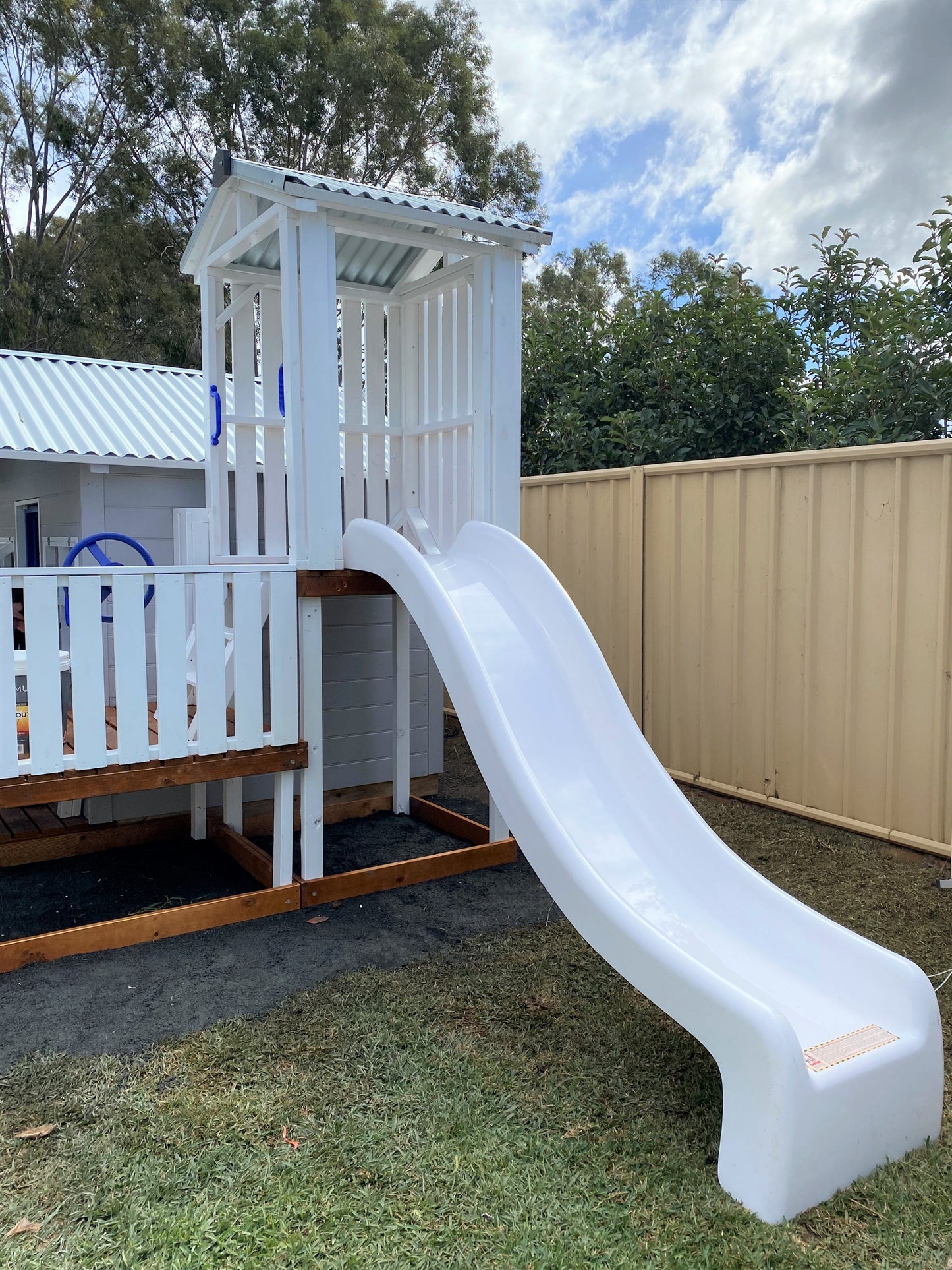 1.2m Platform Height Commercial Grade Fibreglass Slide