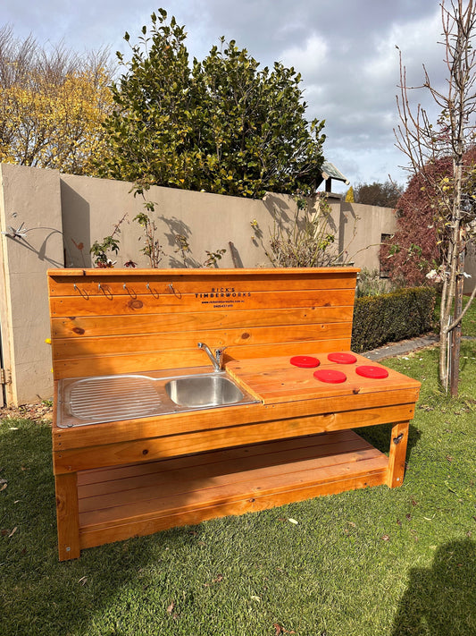 Junior Mud Kitchen